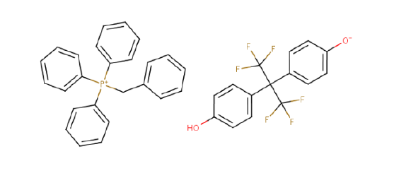 Strukturformel von Benzyltriphenylphosphonium, Salz mit 4,4’-[2,2,2-Trifluor-1-(trifluormethyl)ethyliden]bis[phenol] (1:1)